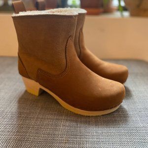 No.6 Pull On Shearling Clog Boot - Size 39